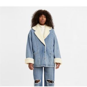 Levi’s retro collar Sherpa jacket